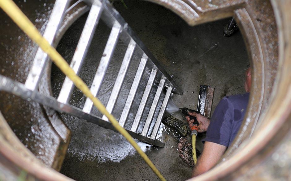  comment déboucher un lavabo Athis-Mons